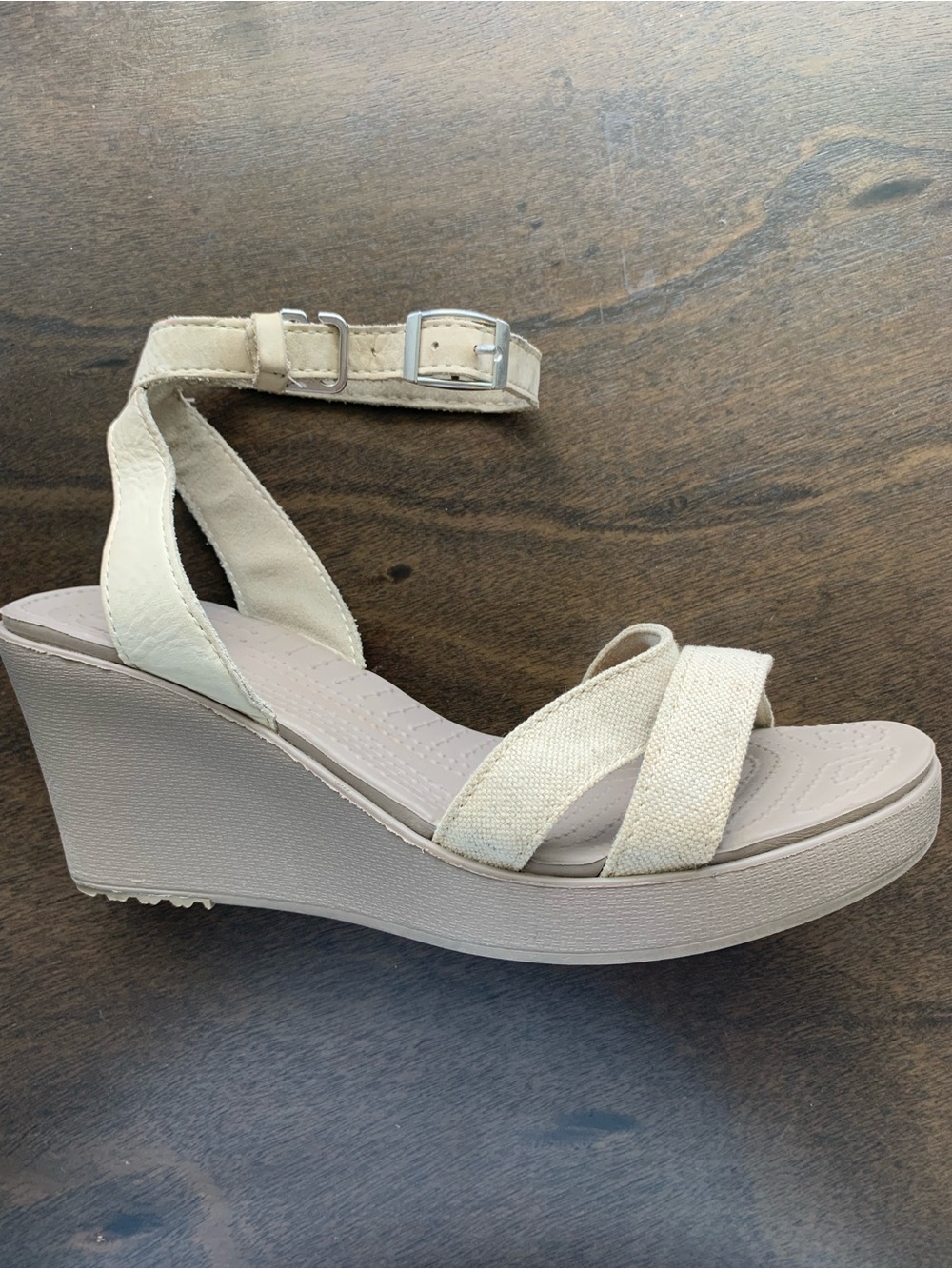 Crocs Brooklyn Low Wedge Sandals Size 10 Beige Cream Ankle Strap Comfort Sandals